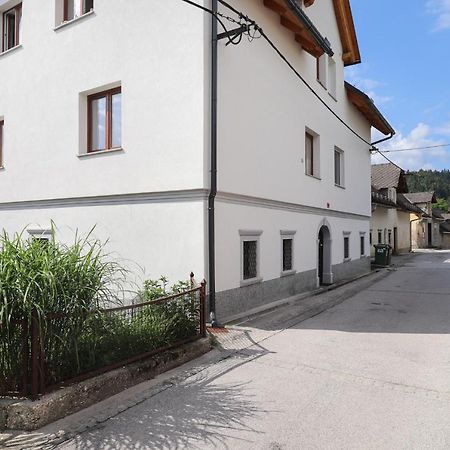 Spring Rest Appartement Bled Buitenkant foto