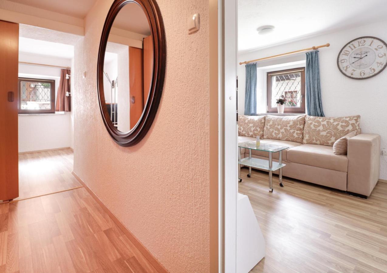 Spring Rest Appartement Bled Buitenkant foto